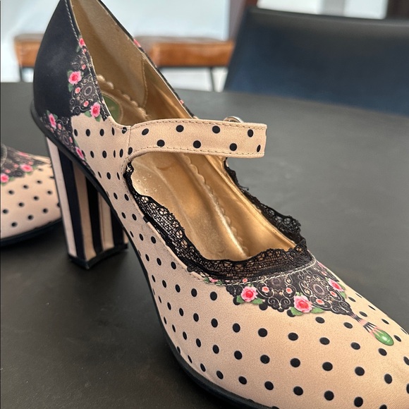 Hot Chocolate Designs - Polka Dot Mary Jane Shoes - Picture 8 of 11